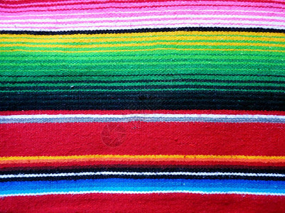 五颜六色的墨西哥雨披背景图片