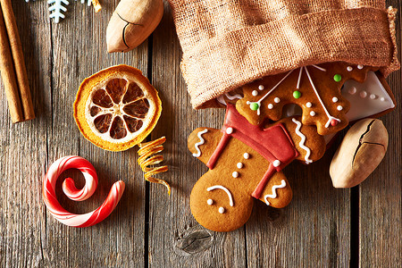 圣诞自制的手工姜饼干图片