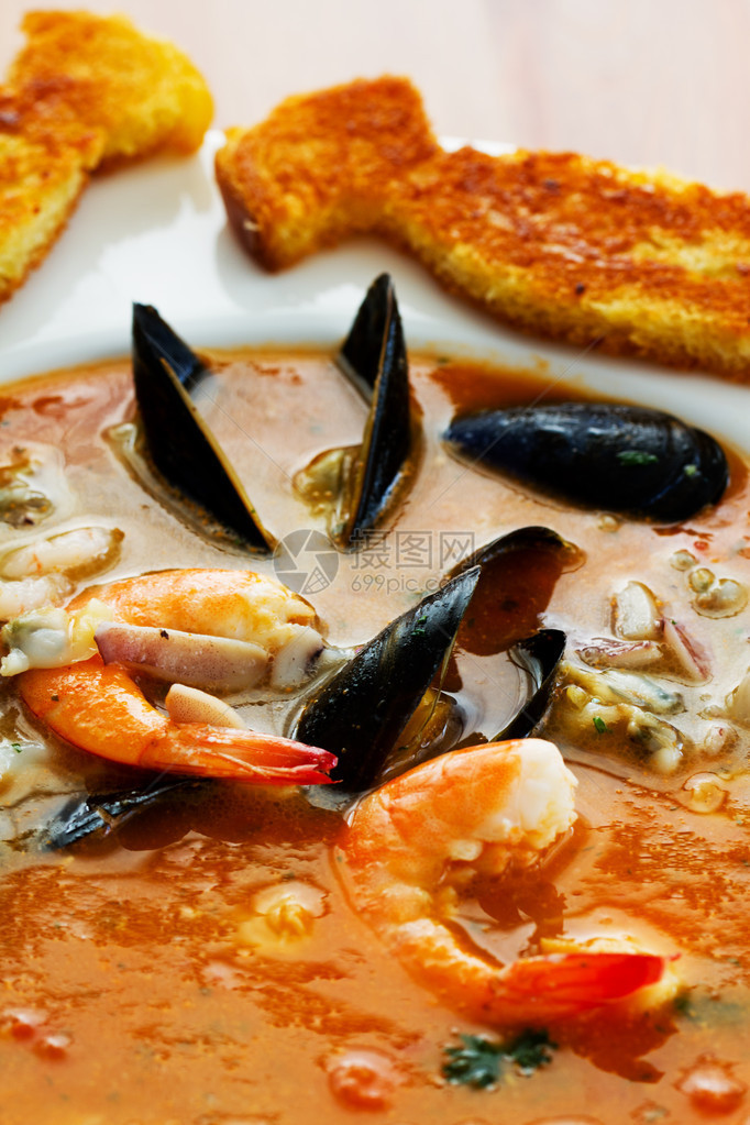 Bouillabeise鱼汤传统的法国鱼汤图片