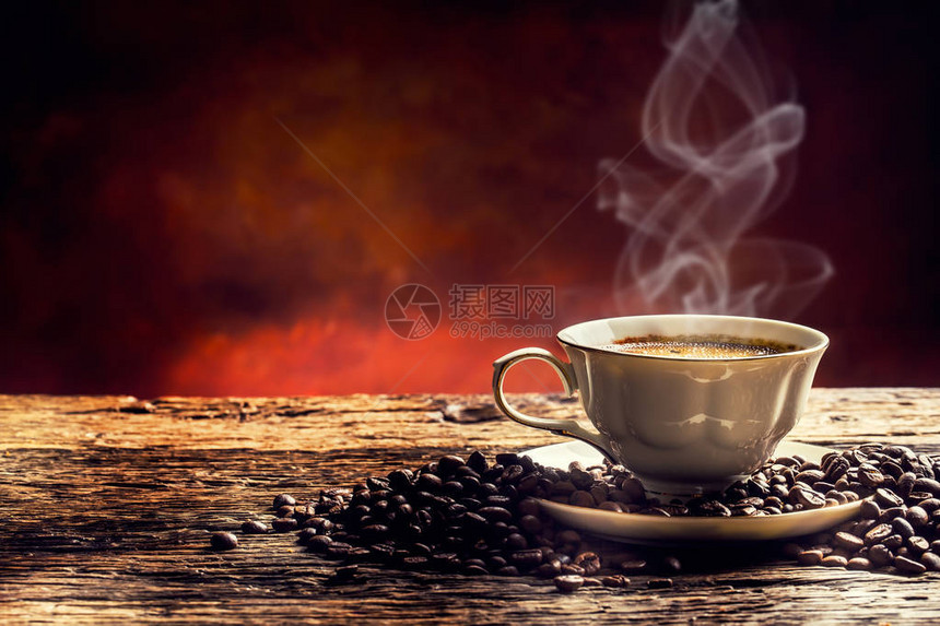 咖啡咖啡和咖啡豆老杯图片