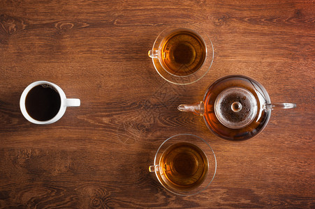 一杯茶和一杯咖啡图片