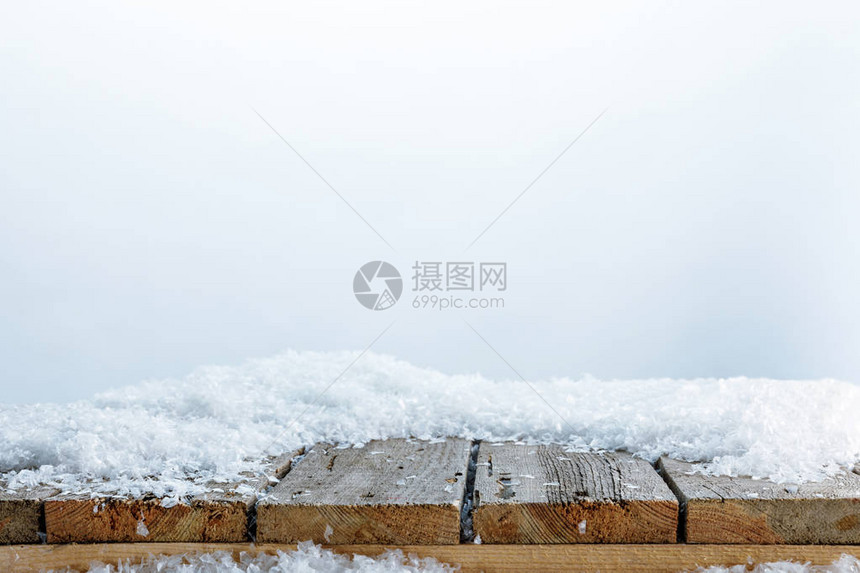 白雪覆盖白雪的有图片