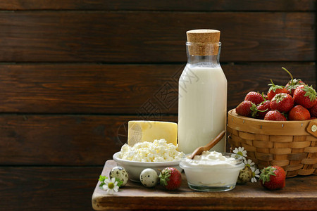 乡村静物乳制品白软干酪酸奶油图片