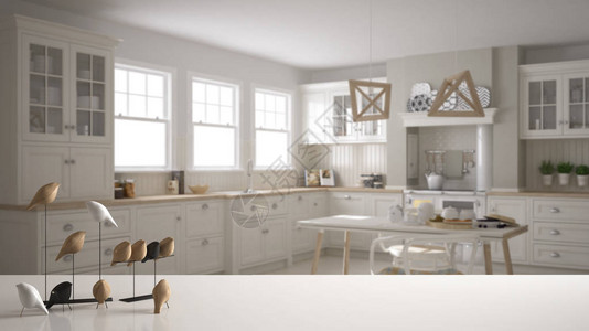 熟悉带餐桌和椅子的斯堪的纳维亚模糊厨房图片