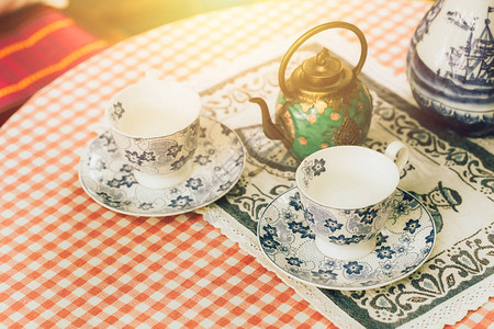 茶架装饰茶壶和图片