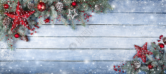 圣诞木林树带雪花图片