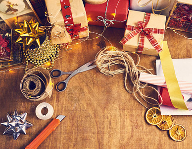 各种圣诞节首饰剪刀丝带文具刀雪洛塔图片
