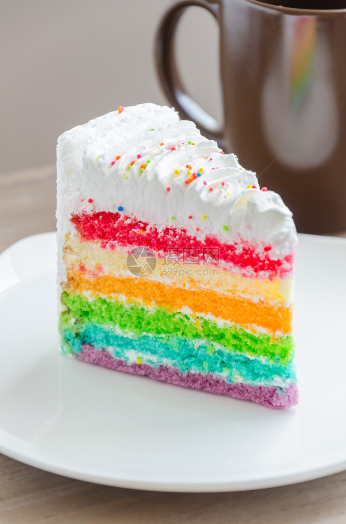 彩虹蛋糕图片