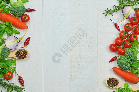 蔬菜框架木制背景下有机饮食的特写健康食品成分顶视图背景图片
