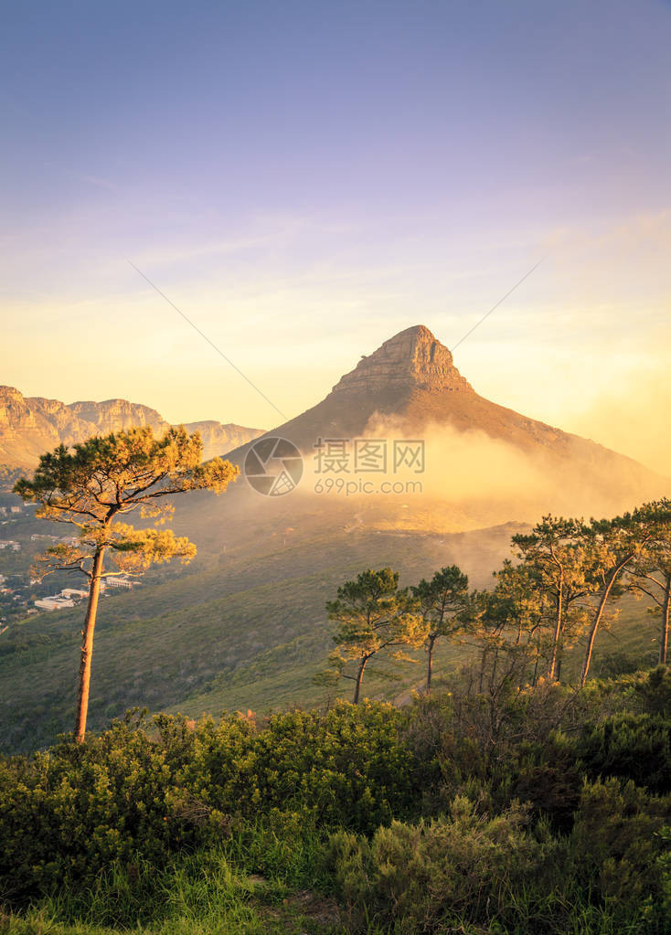 南非开普敦狮头山图片