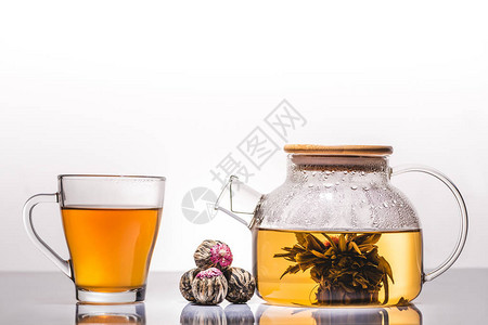 茶壶和茶壶开花茶图片