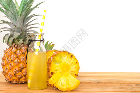 菠萝汁瓶图片