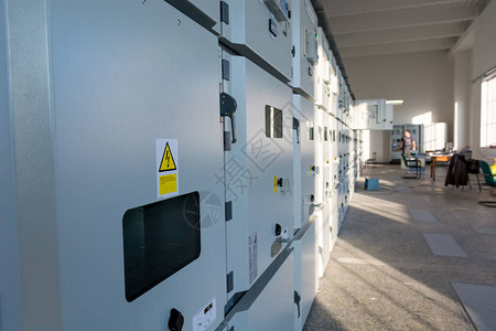 电厂开关保护和控制隔间电气工图片
