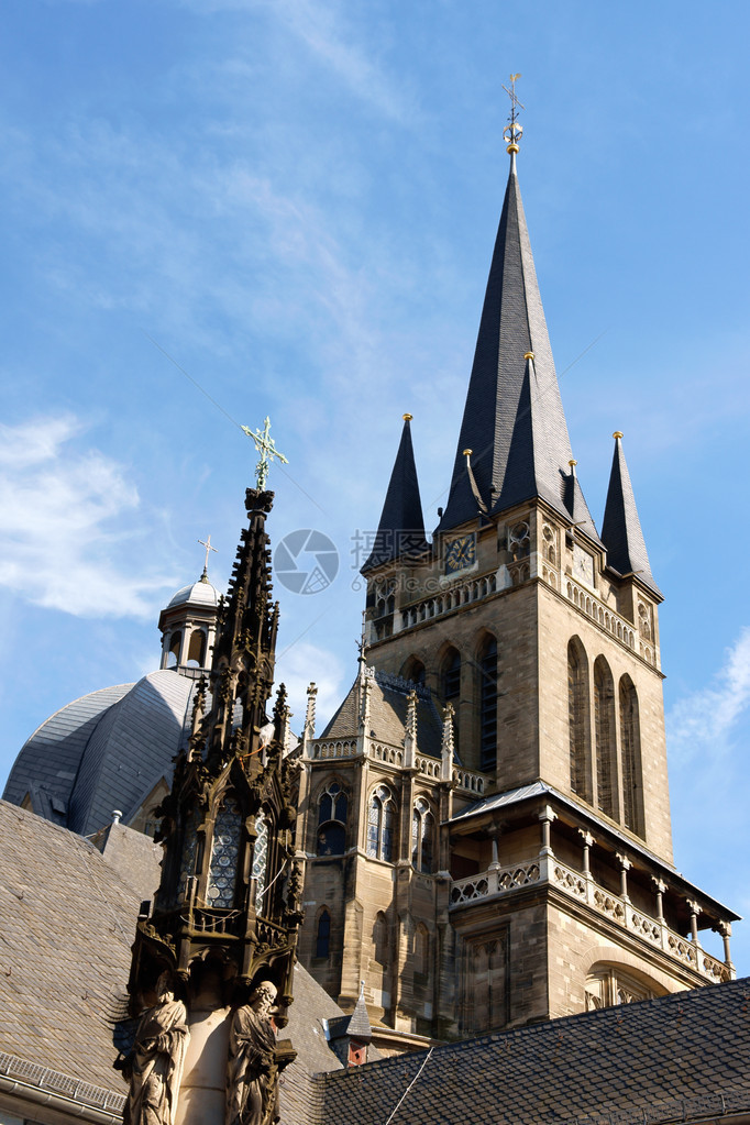 亚琛大教堂也被称为亚琛皇家大教堂或圣玛丽皇家教堂图片