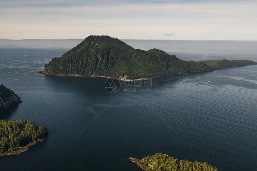 太平洋各岛屿加拿大不列颠哥伦比亚GrahamIsland的HaidaGwaii图片