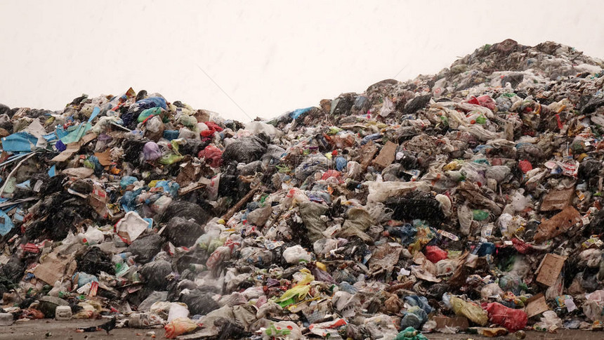 垃圾堆放环境灾难废物处理和贮存图片
