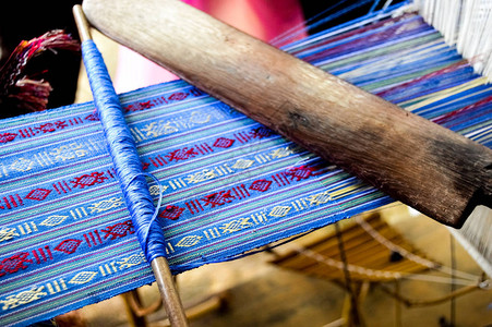 传统的编织挂毯与传统模式图片