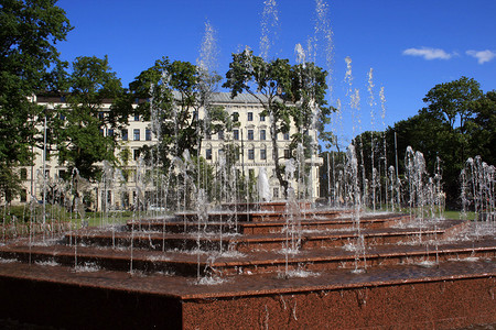 里加市的喷泉图片
