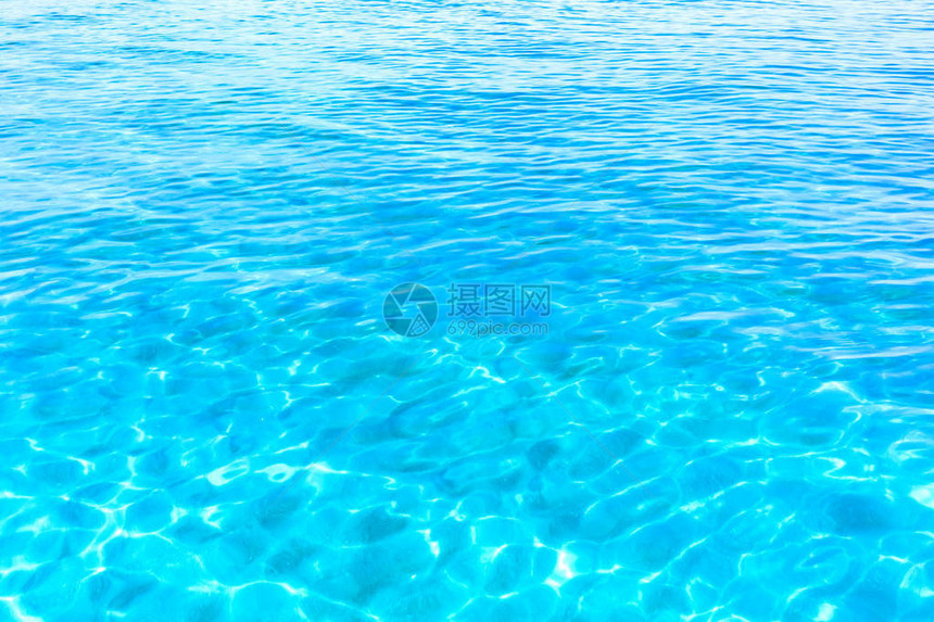 蓝色波浪水面背景淡蓝图片