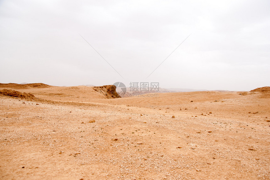 中东石漠徒步探险图片