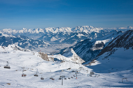 斯普伦活动滑雪高清图片