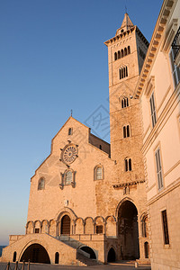 特拉尼大教堂致力于圣尼古拉朝圣者图片