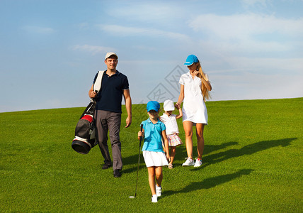 高尔夫球员家庭图片