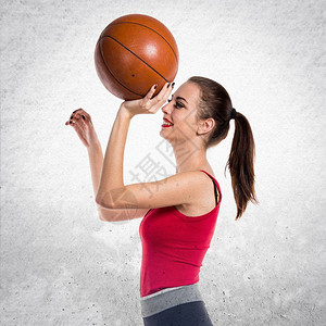 漂亮运动女运动员打球时穿灰图片