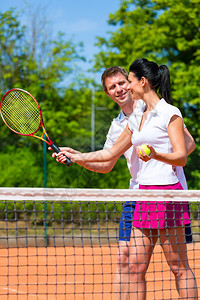 男人网球运动老师教女人如何在户图片