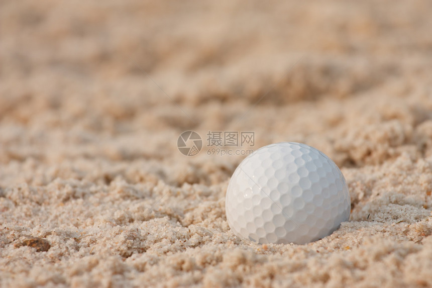高尔夫球和沙坑图片