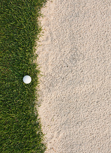 高尔夫球和沙坑图片