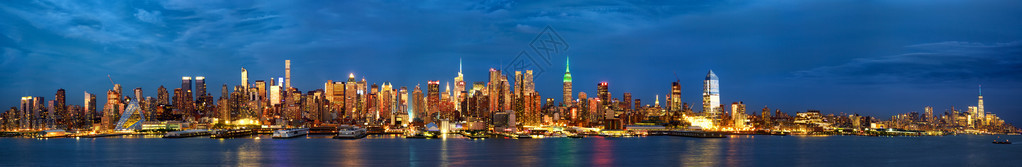 曼哈顿市中心天线和下曼图片