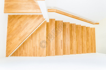 木楼梯内部图片