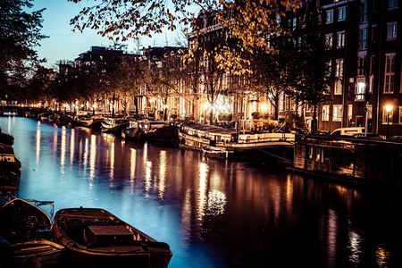 荷兰阿姆斯特丹的著名运河之一高清图片