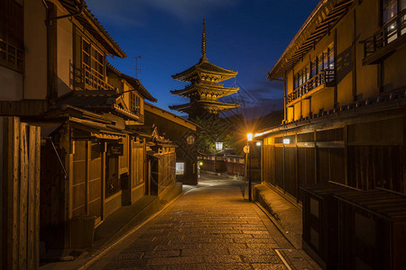 京都重要的寺庙区东山的一座寺庙图片