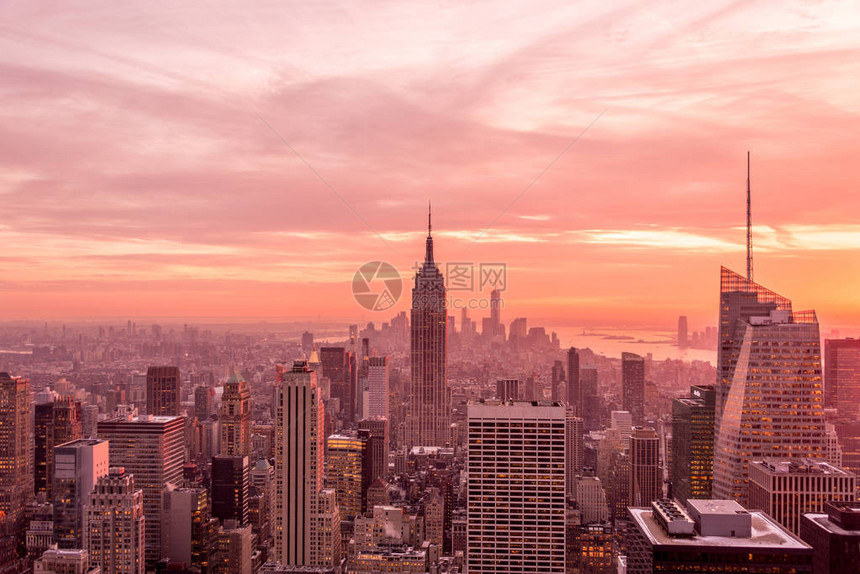 日落时的纽约曼哈顿夜景图片