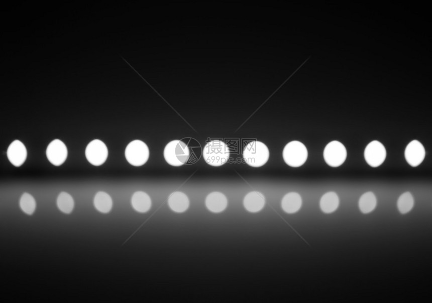 灯光在淡化模糊引导灯具的亮度上播图片