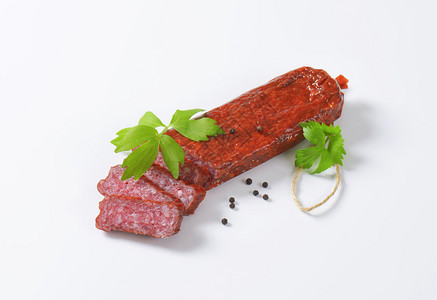 Hunterssalami含有猪肉和牛肉的硬意大利腊肠图片