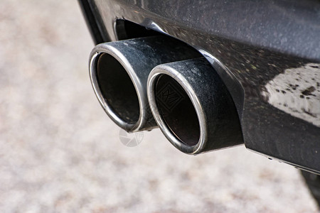汽车排气管的特写高清图片