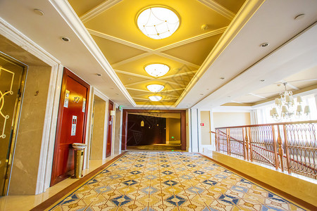 现代旅馆内部和走廊图片