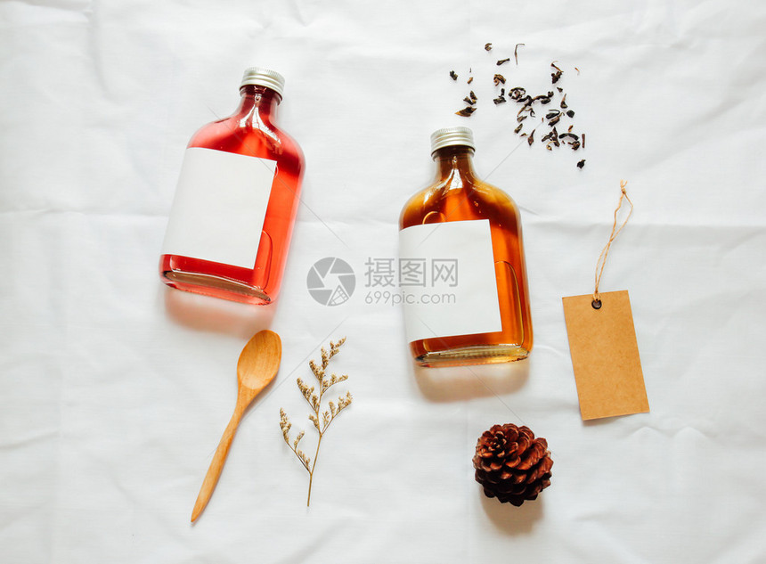 带茶叶的冷泡茶品牌模型套装图片