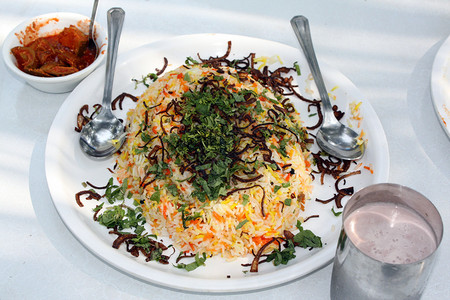 一种由米饭制成的印度传统美食图片