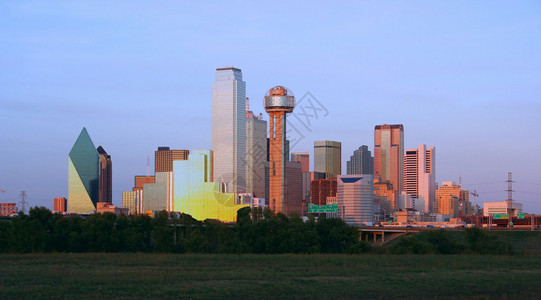 德州Dallas市中背景图片