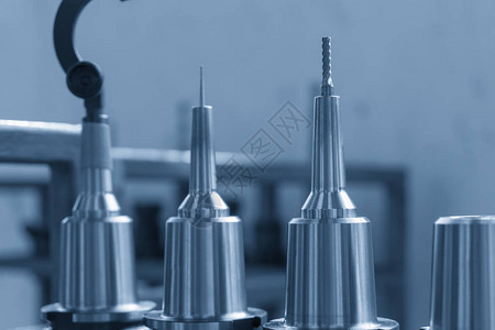 CNC机械中心切割工具高精度切割工具图片