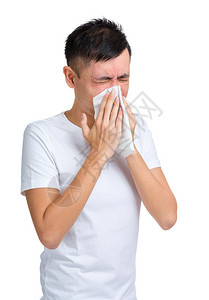 年轻人用纸巾擤鼻涕图片