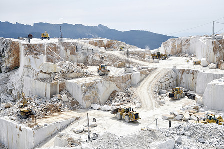 意大利的Carrara大理石采场使图片