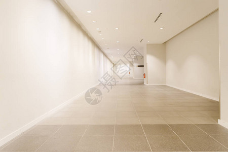 现代办公室的空走廊背景图片