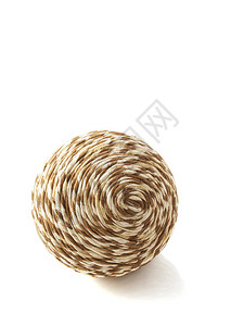 简单的扭曲的木质球在图片