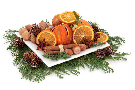 圣诞食物安排有干橙果坚果香料和图片