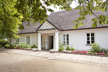 华沙附近的庄园出生于弗雷德里克肖邦的高清图片